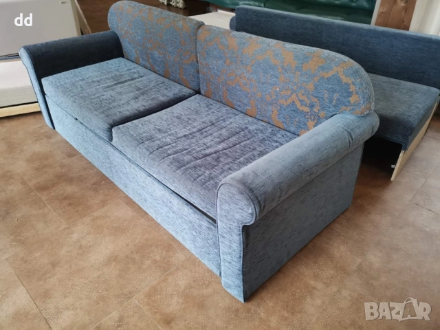 Разтегателен диван