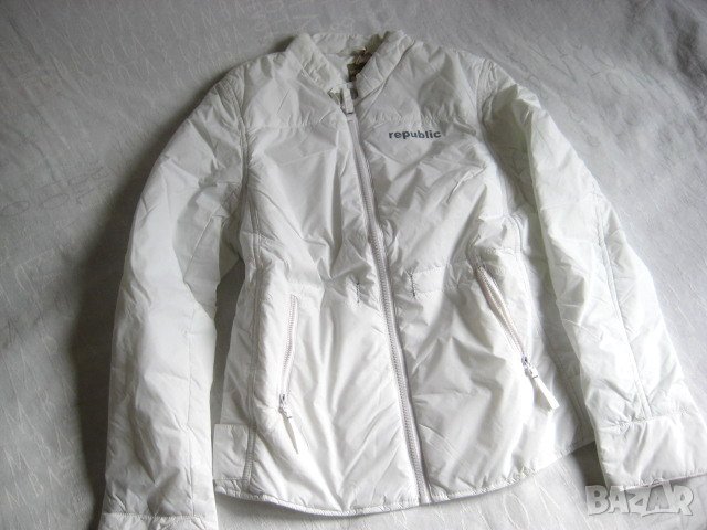Бяло яке за сезона  S размер