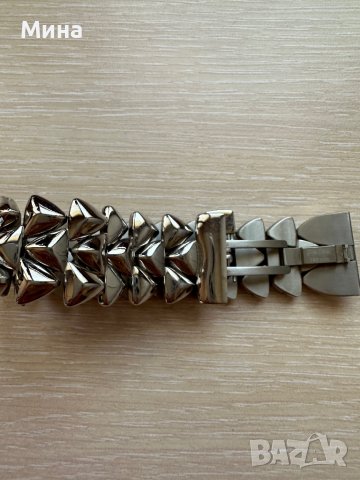 Дамска гривна Follie Follie, снимка 3 - Гривни - 39990829