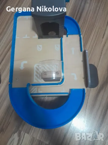 Писта,автомивка за коли и работилница с инструменти, снимка 7 - Коли, камиони, мотори, писти - 47954771