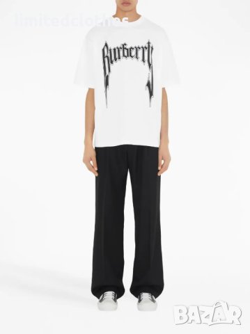 BURBERRY White Gothic Rock Logo Print Oversized Мъжка Тениска size XL, снимка 2 - Тениски - 43872486