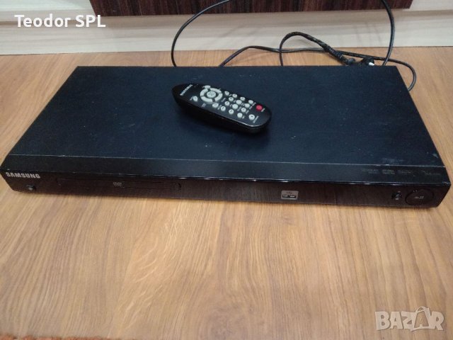 Dvd player Samsung  DVD-P390, снимка 7 - Плейъри, домашно кино, прожектори - 39396592