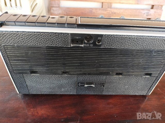 Grundig concert boy 1100, снимка 9 - Радиокасетофони, транзистори - 37626171