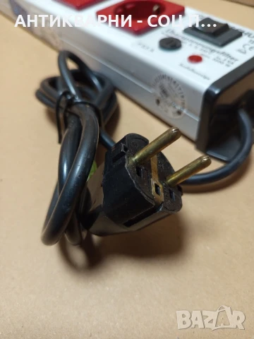 Стар Немски Разклонител Удължител 5 Гнезда Обща Дължина 2м., снимка 4 - Антикварни и старинни предмети - 50704689