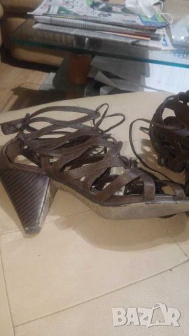 Дамски кожени летни обувки на ток, снимка 1 - Дамски обувки на ток - 28923560