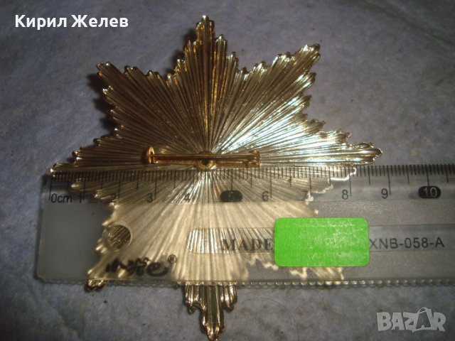 ОГРОМНА РЕТРО ВИНТИДЖ ПОЗЛАТЕНА СТАРА БРОШКА ЗНАЧКА с БЛЕСТЯЩ ФАСЕТИРАН ЦВЕТЕН КРИСТАЛ 30870, снимка 6 - Антикварни и старинни предмети - 37912749