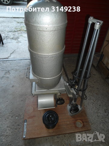 Фотоувеличител KROKUS, снимка 3 - Обективи и филтри - 51476325