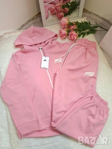 дамски екипи Nike , снимка 16 - Спортни екипи - 51564613