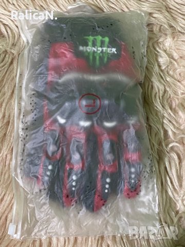 Чисто нови ръкавици за мотор Monster с протектори/Черно с червено/Размер L, снимка 11 - Аксесоари и консумативи - 43975519