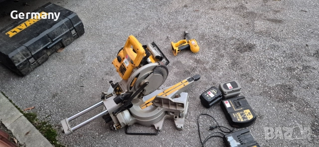dewalt пендула циркуляр винтоверт зарядно 24v батерия, снимка 8 - Винтоверти - 52828951