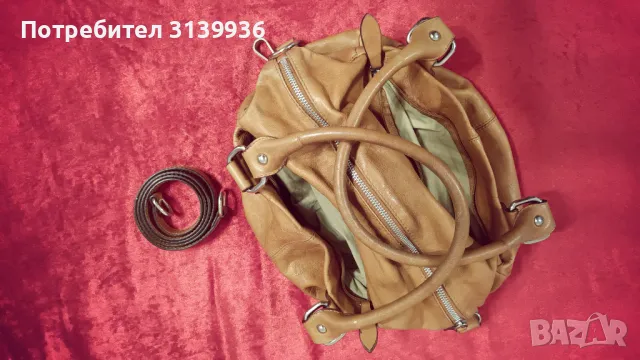 Дамска чанта от естествена кожа, снимка 3 - Чанти - 47601384