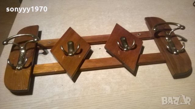 красива дървена закачалка-56х26см-внос швеицария, снимка 2 - Колекции - 26476679