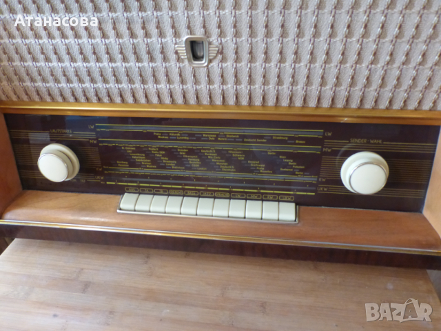 Немско радио Fidelio Фиделио 1959 г, снимка 2 - Радиокасетофони, транзистори - 44926673