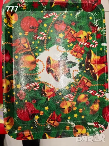 метални коледни подноси табли