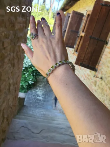 Супер Необичаен Пръстен с Перидот, снимка 4 - Пръстени - 49888906