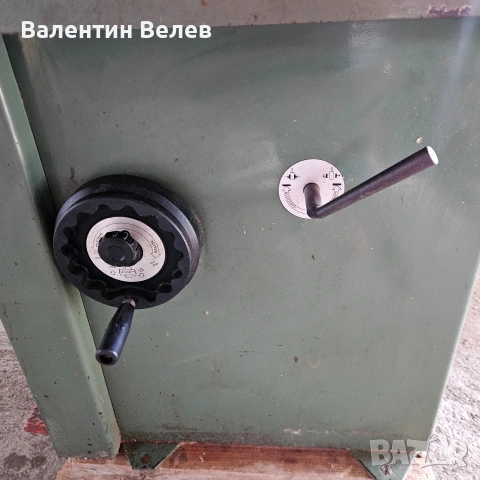 фреза с каретка мотор 5,5 kw.-ITALY ,шпиндел ф 30мм., снимка 14 - Други машини и части - 53516584