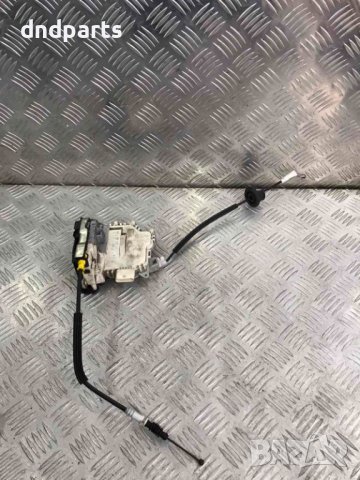 Задна дясна брава Audi A4,B8,2.0TDI,2011г.