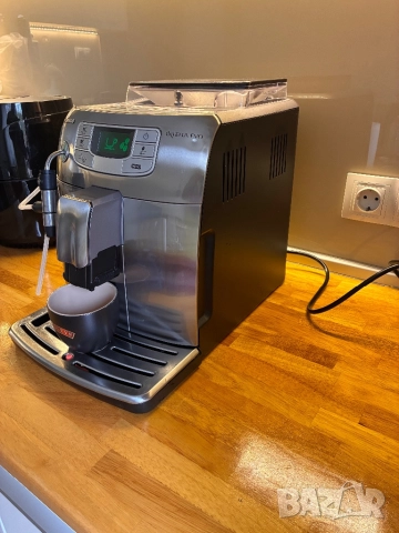Кафеавтомат Saeco Intelia Evo, снимка 2 - Кафемашини - 52037442