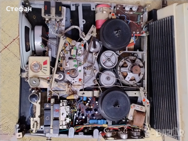 Магнетофон Тесла В42, снимка 2 - Други - 52651323