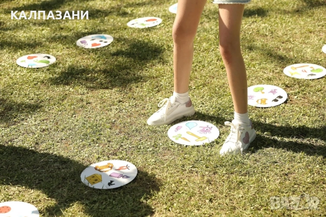 Настолна игра Dobble Giant - Парти , снимка 5 - Игри и пъзели - 51889828