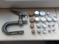 Ретро машинка за поставяне стъкла на часовници, снимка 1 - Антикварни и старинни предмети - 44011818
