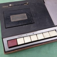 Radiola стар касетофон, снимка 5 - Радиокасетофони, транзистори - 35214768