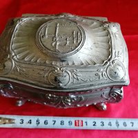 Стара Френска БАРОКОВА Кутия за Бижута, снимка 6 - Антикварни и старинни предмети - 38776621