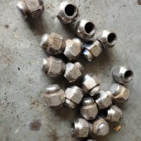Гайки за  алуминиеви джанти за Mazda 6  2.0 DI, снимка 2 - Части - 40283415