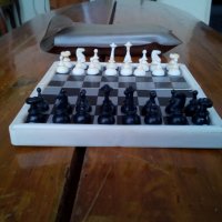 Стар магнитен шах #3, снимка 3 - Антикварни и старинни предмети - 27503402