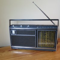   VINTAGE GRUNDIG CONCERT - BOY 1100 ,1973–1978г, снимка 2 - Радиокасетофони, транзистори - 39004887