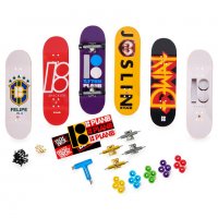 Комплект мини скейтборди с аксесоари Tech Deck / Sk8Shop Bonus Pack , снимка 2 - Коли, камиони, мотори, писти - 37663512