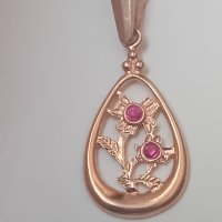 Антикварен руски златен медальон цветя с рубинчета, снимка 2 - Колиета, медальони, синджири - 43292093