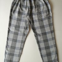 Детски кариран панталон RESERVED - размер 152 см., снимка 3 - Детски панталони и дънки - 43355160