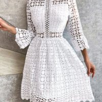 Прекрасна рокля от дантела в бяло, снимка 1 - Рокли - 38567845