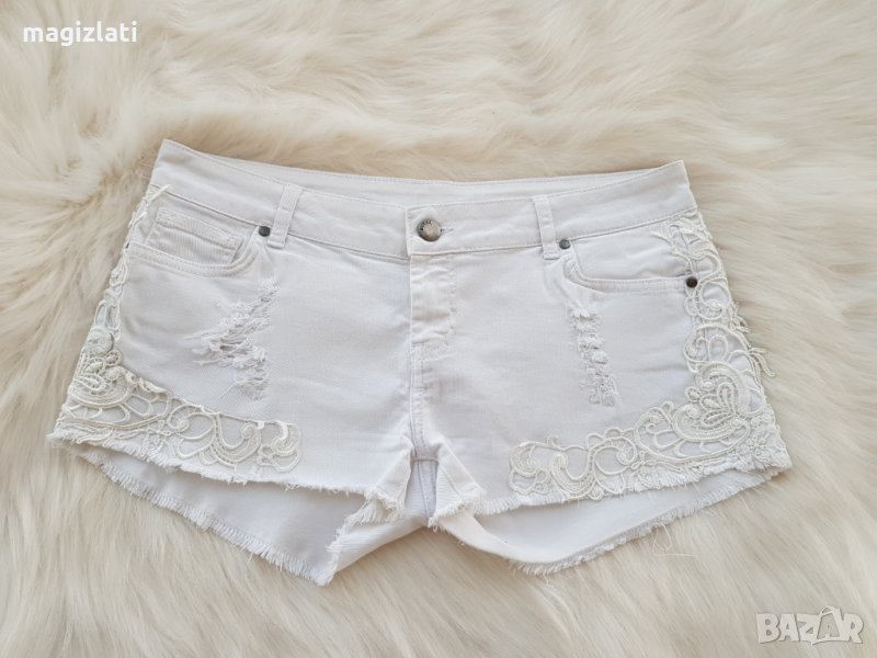 Бели дънкови панталони М-Л, снимка 1