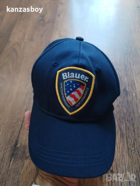 blauer usa - страхотна шапка КАТО НОВА, снимка 1