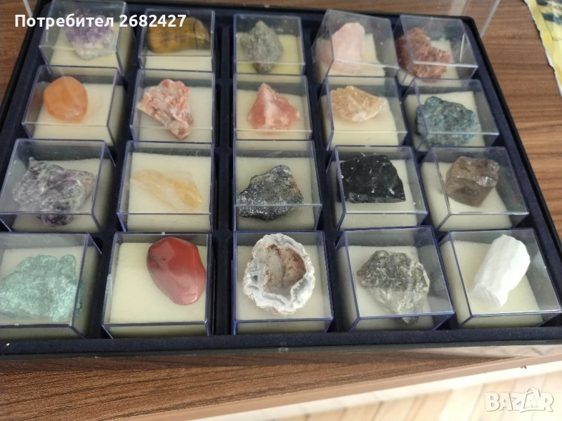 Колекция от скъпоценни и полускъпоценни камъни, снимка 1