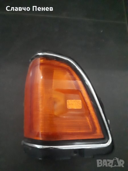 Мигач ляв жълт за Nissan ( и Датсун )Bluebird (910) нов., снимка 1