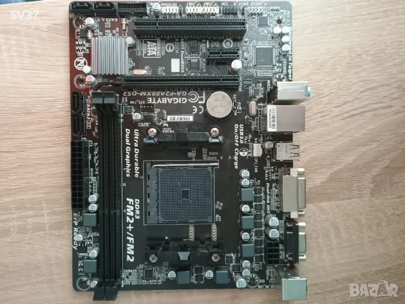 Дънни платки 2 броя Gigabyte FM2, FM2 +, снимка 1