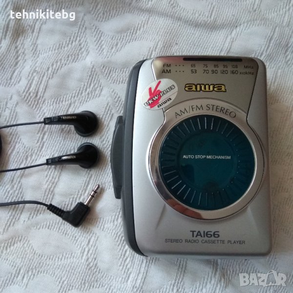 ⭐⭐⭐ AIWA HS-TA166 ⭐⭐⭐  Хубав уолкмен (касетен дек с радио) и оригинални слушалки , снимка 1