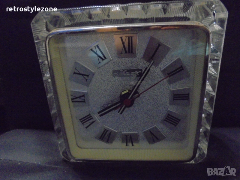 № 8297 Стар настолен часовник „Маяк“   , снимка 1