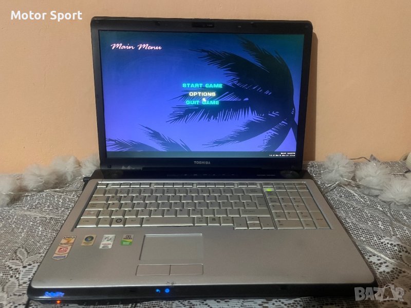 Лаптоп Toshiba Satelite 512 Radeon/4RAM/ 256SSD/17.1Инча., снимка 1