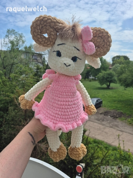 Ръчно Изплетена Овчица "Амигуруми", снимка 1