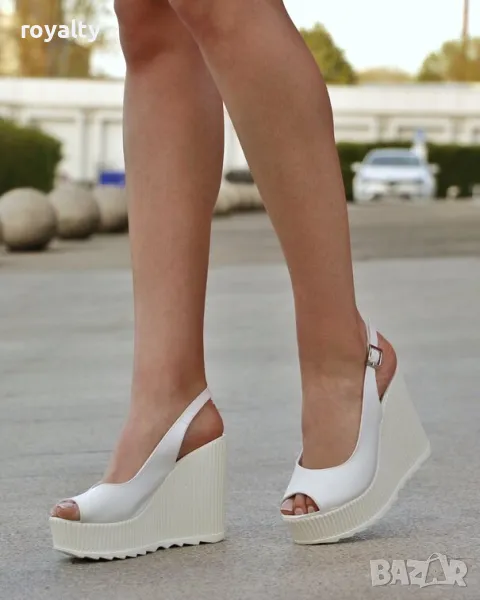 Сандали на платформа - бяла кожа , снимка 1