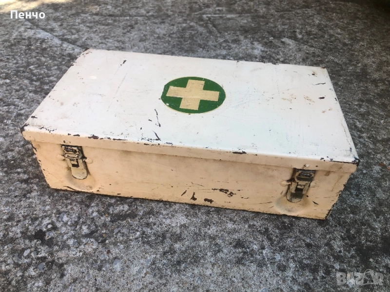стара немска военна аптечка - WEHRMACHT - WWII - ОРИГИНАЛ, снимка 1