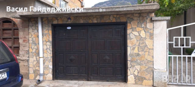 Продавам 2 етажа от къща,гараж със канал и изба, двор и навес , снимка 2 - Етаж от къща - 52918381