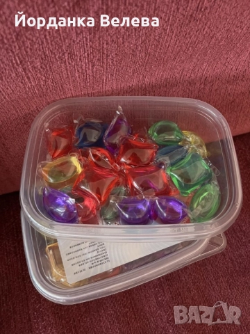 Капсули за пране. Подходящи за бели и цветни дрехи. Аромати - жълт (Шанел), син (море), зелен (зелен, снимка 2 - Перилни препарати и омекотители - 51975277