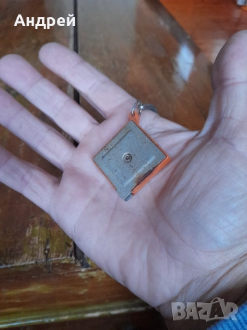 Стар ключодържател,ролетка Фотоапарати Praktica, снимка 3 - Други ценни предмети - 52893066