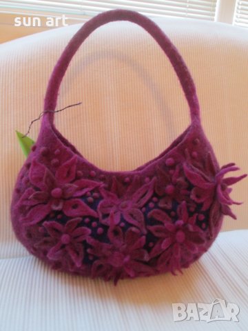 Вълнена плъстена чанта, снимка 4 - Чанти - 27489141