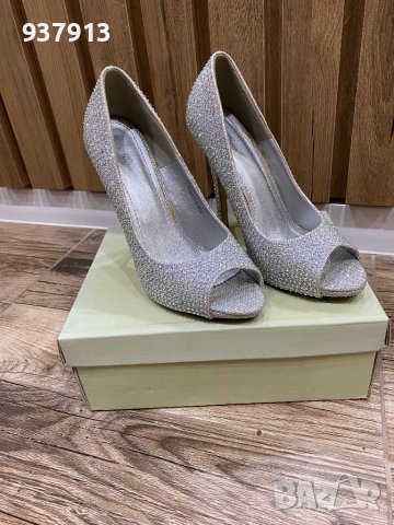 Дамски обувки , снимка 2 - Дамски елегантни обувки - 43618979